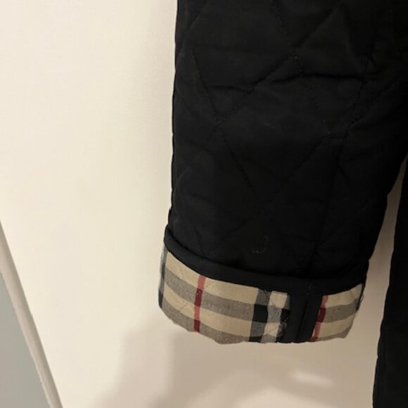 Burberry Quilted Jacket Black Logo Plaid Small - Picture 8 of 12